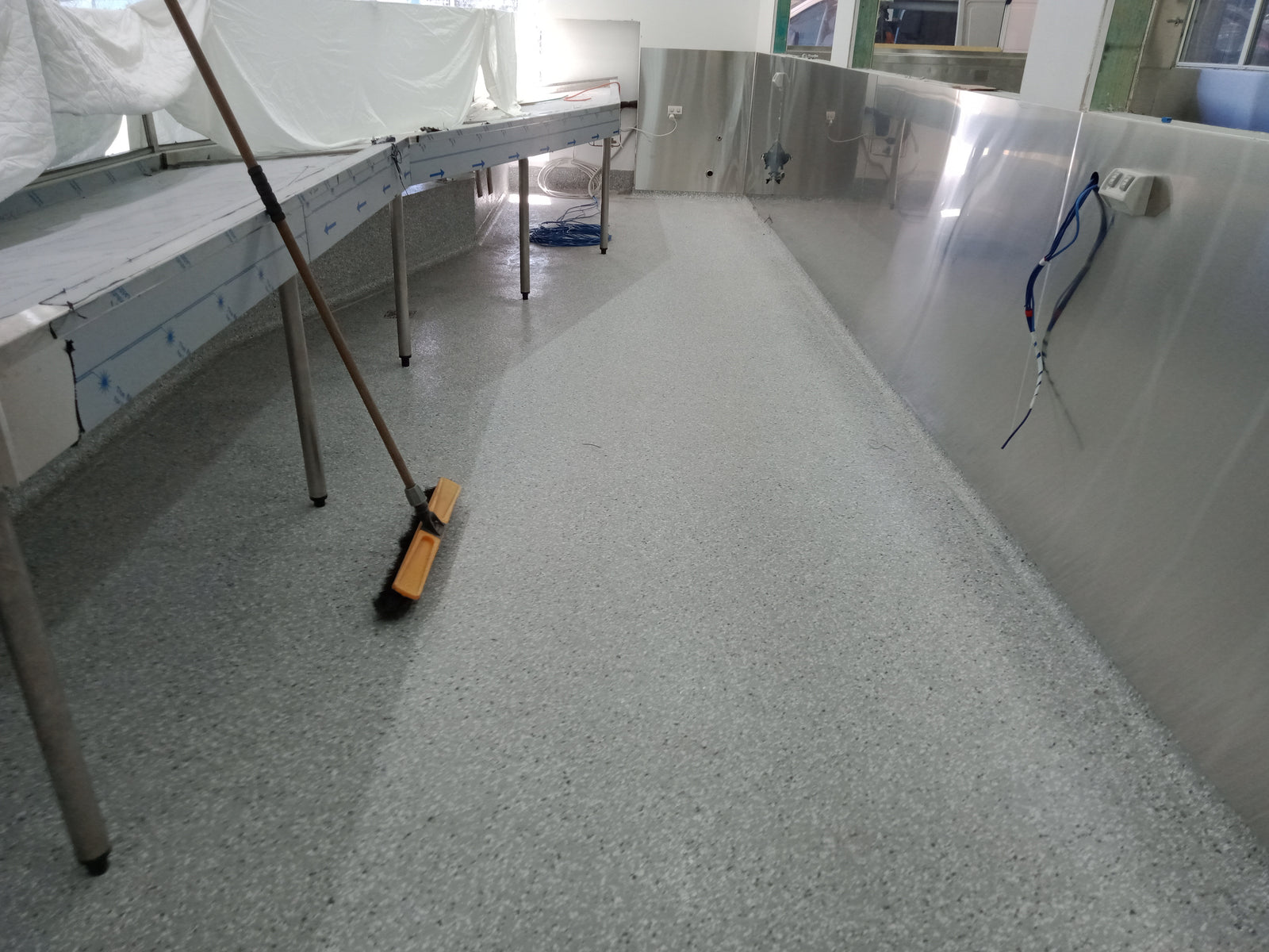 epoxy flooring for kitchens and hospitality